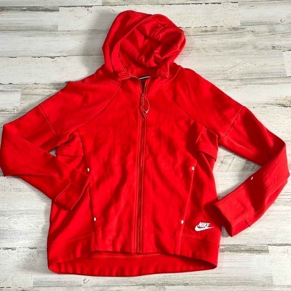 Nike Jacket Size Small. New without tags